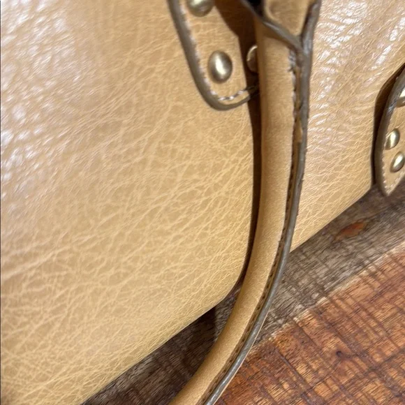 Tommy Hilfiger Y2K Tan Purse - Picture 7 of 9